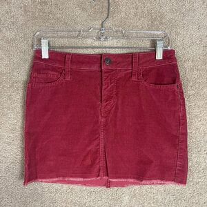 Abercrombie & Fitch Mini Skirt Women Size 00 Red Stretch Corduroy Raw Hem Casual